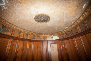Illustration for article titled Gorgeous Old Movie Theaters That Have Fallen Into Ruin
